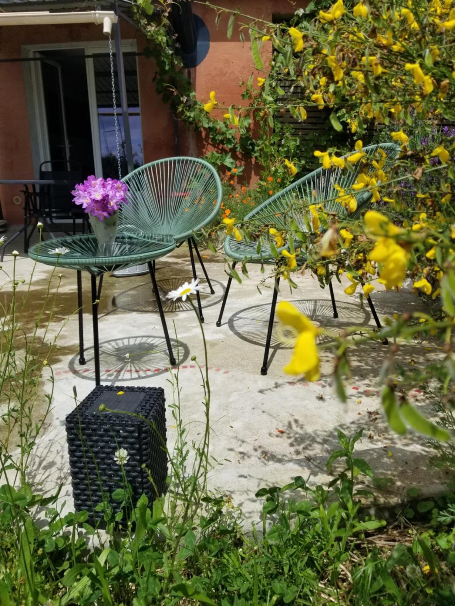 Ferienwohnung La Boheme Saint-Julien-le-Petit Exterior foto